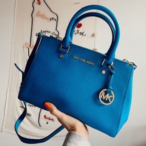 Blue Michael Kors Shoulder Bag